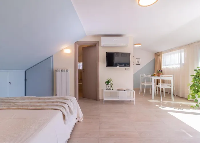 Torripacollection - Domus Valeria - Colli Portuensi